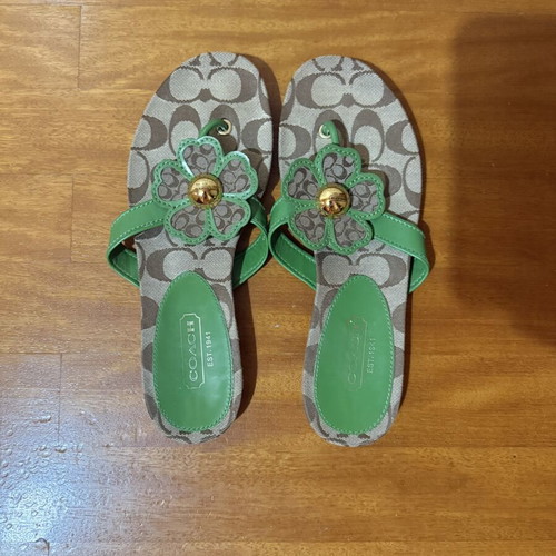 Coach Patty vintage women's thong sandals like new, beige and green