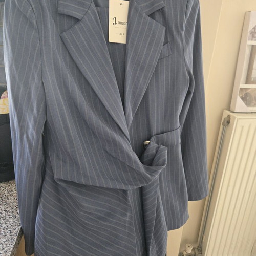 Striped suit with belt, new, blue