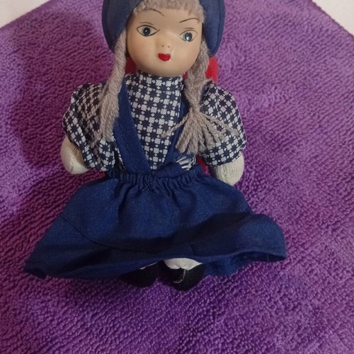 Collectible porcelain doll new, 13cm