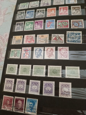 Stamp collections used, 2 albums with rare old stamps from many countries