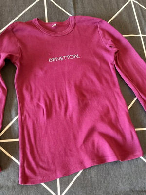 Benetton kids pink shirt like new, size 128 cm