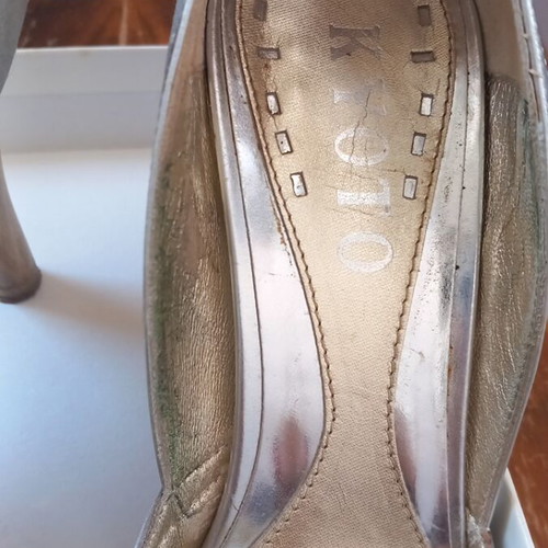 Kyoto No37 Silver Leather Pumps like new