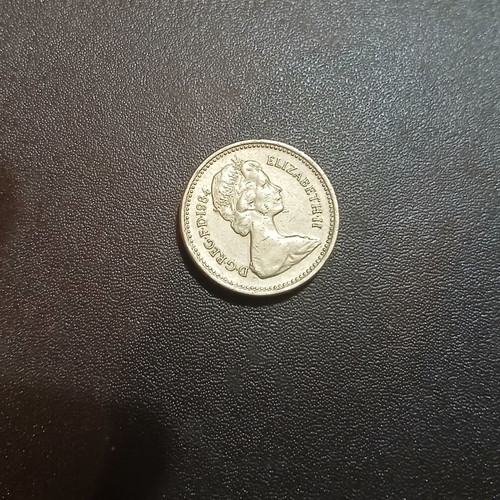 British one pound coin 1984