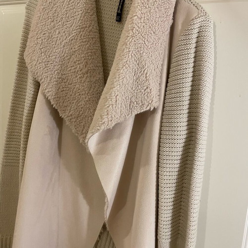 Cardigan with fur like new, size L