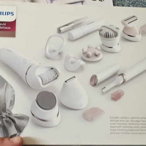 Philips BRE740/90 epilator set for body hair removal like new