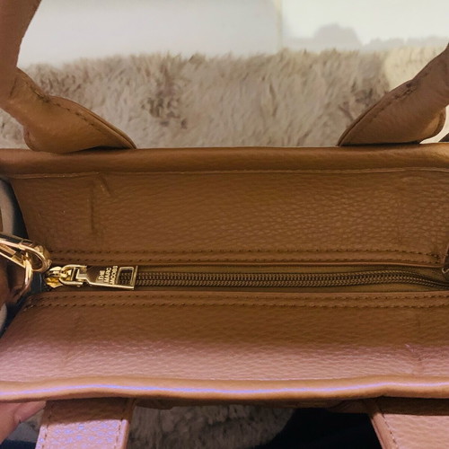 Marc Jacobs women's shoulder bag brown like new