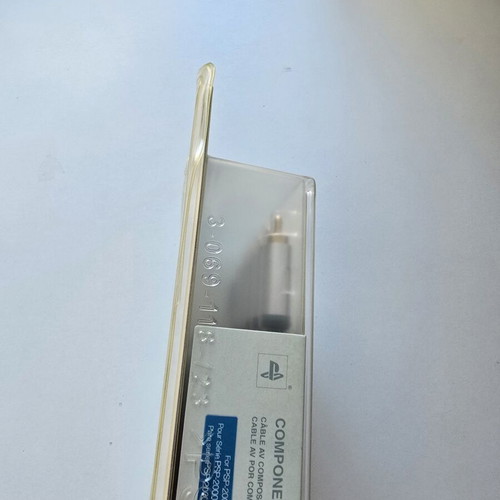 Sony PSP-2000 Official Component Cables new, sealed