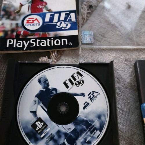 FIFA 99 PlayStation 1 slim used, complete with CD and manual