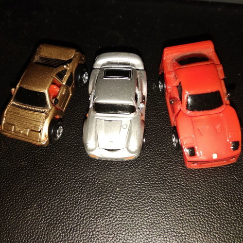GALOOB toy cars used, 3 Deluxe and 13 regular models