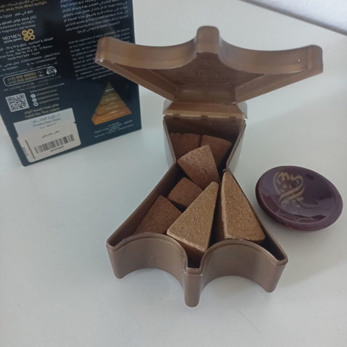 Ansaam Kahraman Pyramid Incense cones like new, amber and saffron aroma