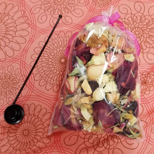 Potpourri set like new