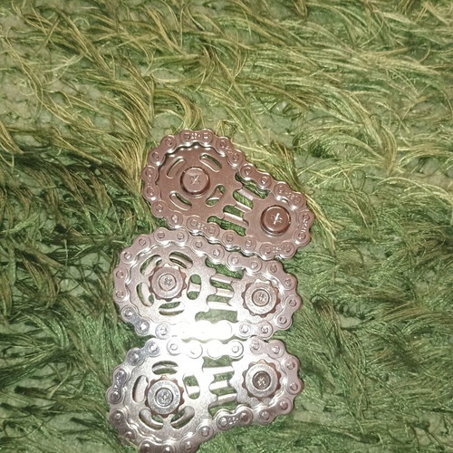 Gadget toy set of 3 pcs metal like new