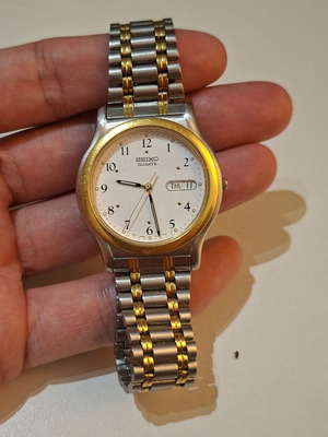 Seiko Vintage Quartz Day-Date Watch used, two-tone