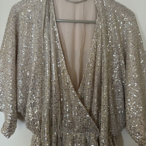 Midi dress gold sequins like new, size XXL