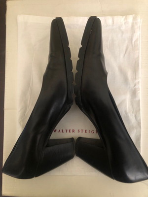 Walter Steiger black leather pumps used, size 40