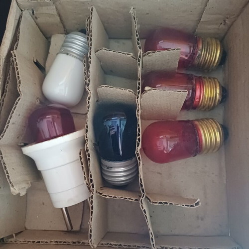 Vintage incandescent night light bulbs and white socket plug new