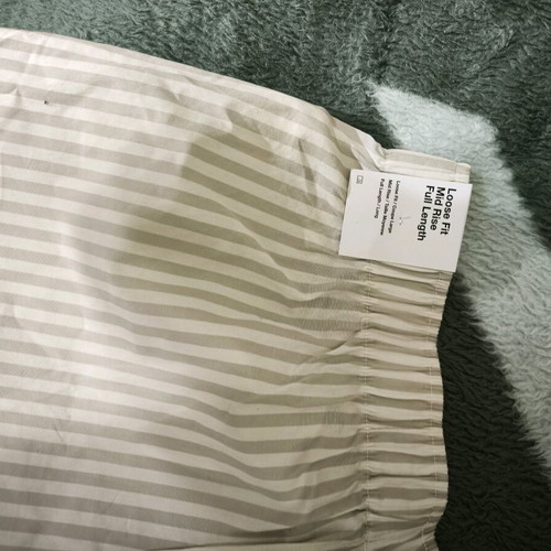 Nike sportswear Chill poplin set pants and shirt new size L white beige