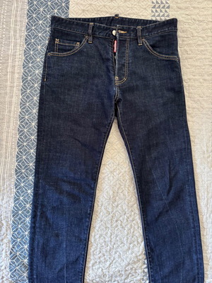 Dsquared2 cool guy jeans size small, blue