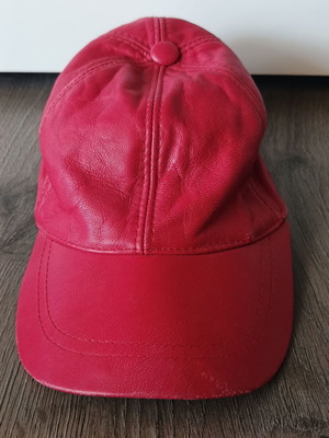 Leather jockey hat red, like new, size S