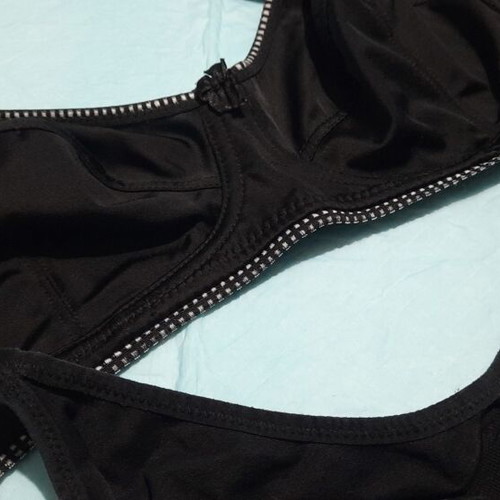 Bustier and bras pack like new, black 85C and white one size