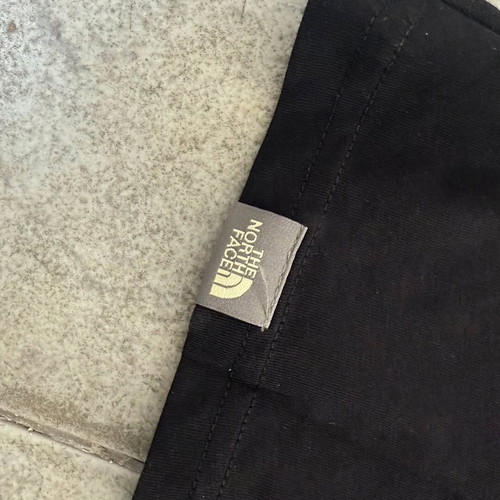 The North Face T-shirt black new, size S