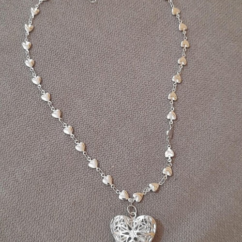 Heart locket pendant new, silver color