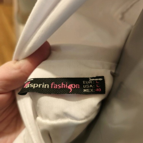 Women's white dress used with open back and nice fit