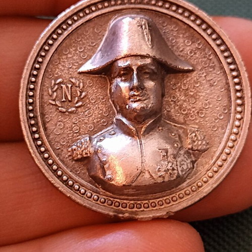 Premium wooden box with Napoleon portrait and rare Napoleonic memorabilia collection like new