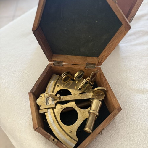 Nautical sextant and compass like new with wooden base
