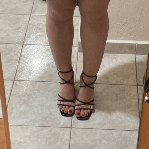 Black sandals used, comfortable and easy to match size 39-39.5
