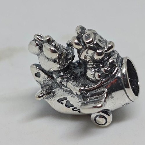 Mickey and Minnie Love Disney S925 Silver Charm like new