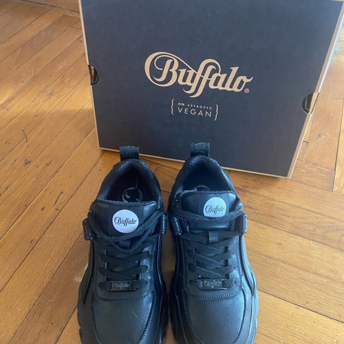 Buffalo Galactica black sneakers new, size 37