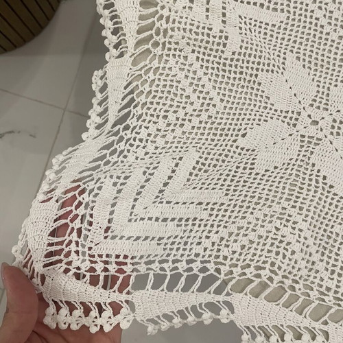 Set of 2 square doilies, different designs