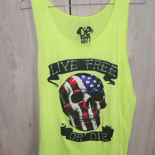 De Bezz unisex sleeveless shirt XL,L bright yellow with "Live free or Die" print new