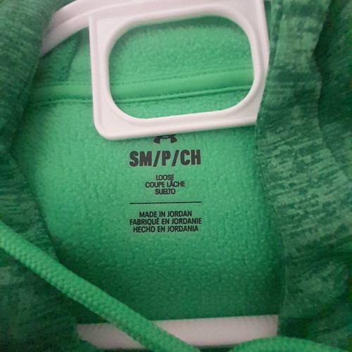 Under Armour sweatshirt Small green like new