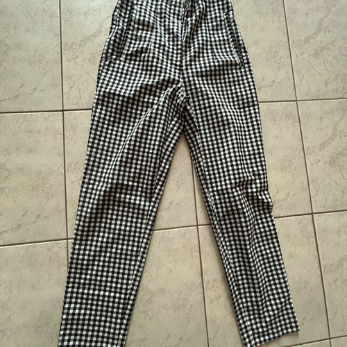 Zara pants like new, size XS 34 6, black and white