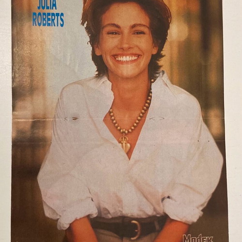 Star Treck - Julia Roberts Poster from magazine ΜΠΛΕΚ In good condition Price 4 Euros