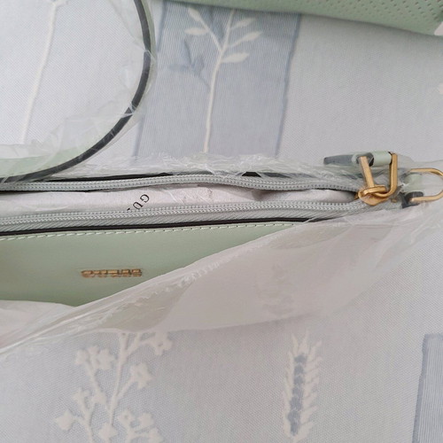 Guess handbag new, mint green with detachable wallet