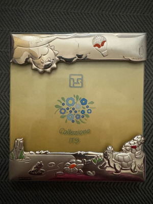 Silver photo frame like new with child design