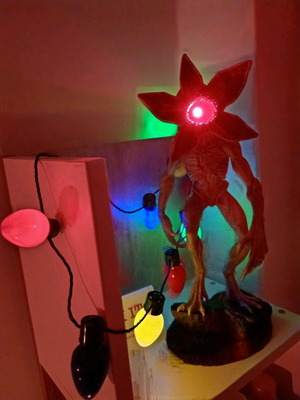 Stranger Things lamp with USB-C Demogorgon new
