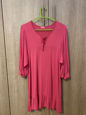 Cotton dress with ruffles, fuchsia