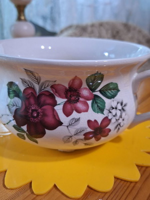 Керамична кашпа от Англия като ново, голяма и красива
