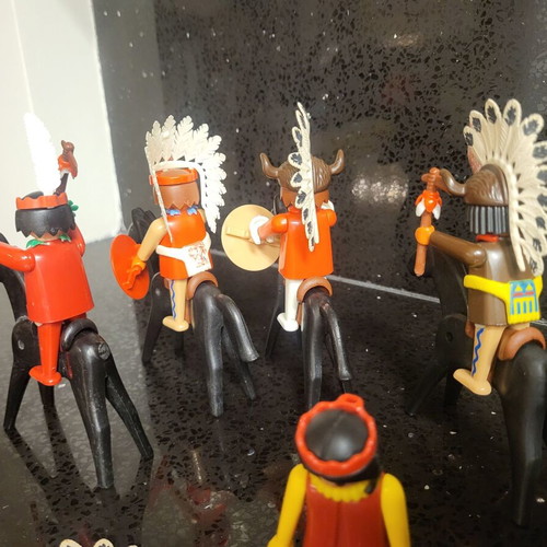 Playmobil Vintage Indians used from the 70s with horses and weapons
