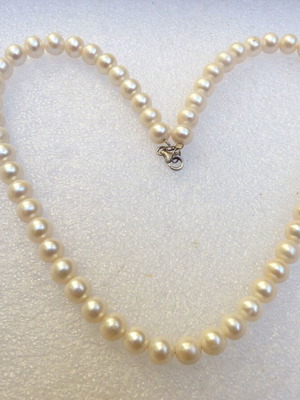 Pearl necklace 9mm with 925 silver clasp, 50cm