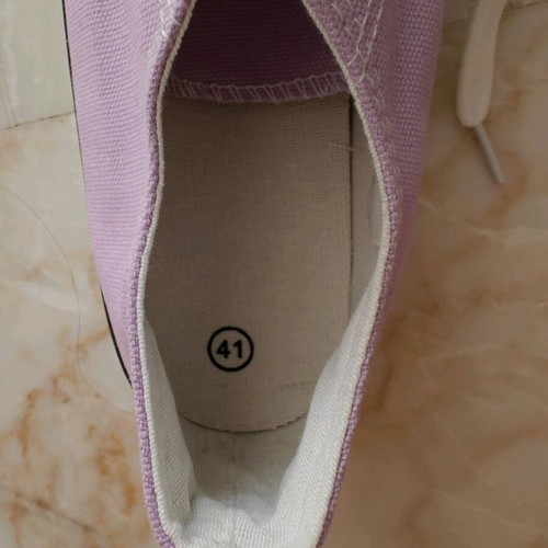 Athletic shoes new, purple, size 41