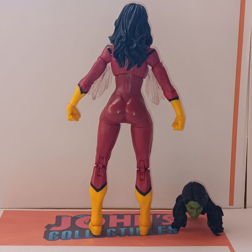Marvel Legends Skrull Queen Hasbro action figure like new