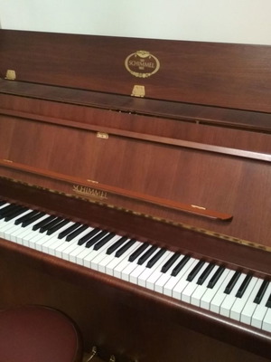 Schimmel piano used, made in 1975, walnut