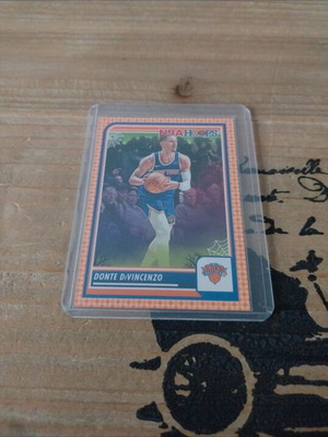 Donte Divincenzo Panini Haunted Hoops card like new