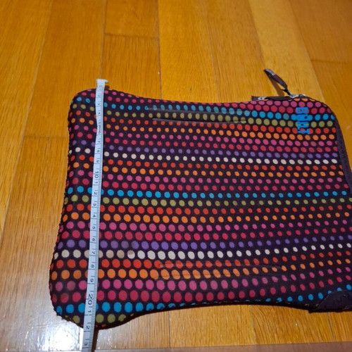 Built laptop or tablet case 10" like new, colorful dots