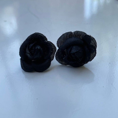 Black lace rose earrings used, button style